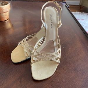 ✨Gold Dress Sandal, 7.5✨